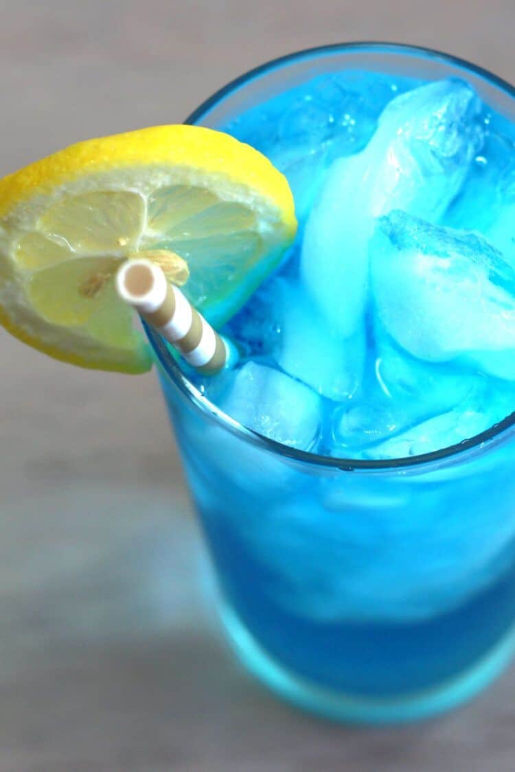 Closeup overhead view of Sex in the Driveway drink